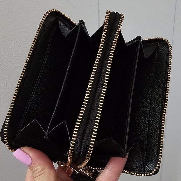 Sold Coach 2 zipper mini wallet - Picture 3 of 3